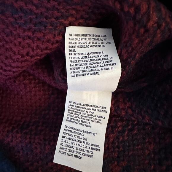 american eagle fuzzy sweater block tan red and blue stripes women small - Picture 8 of 8